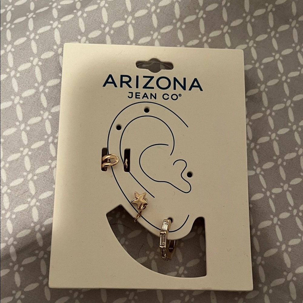 Gold Tone Ear Cuff and Stud Earring cartilage Set